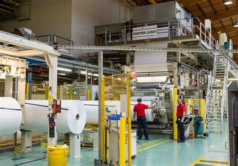 Confiança da indústria recua em fevereiro.