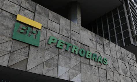 Petrobras tem lucro menor que 2023.