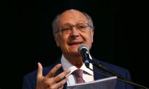 Geraldo Alckmin sinaliza que haverá queda nos preços dos alimentos.